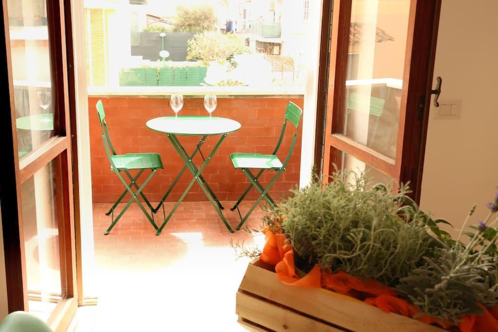 Cozy Coastal Gateway Apartment Lido di Ostia Luaran gambar